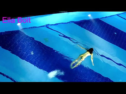 ❤️ No puedo dejar de mirar, joven rubia pillada nadando desnuda en la piscina del complejo ELLA BOLT ️ Super porno en es.8kpornvids.ru ❌️❤️❤️❤️❤️❤️❤️❤️